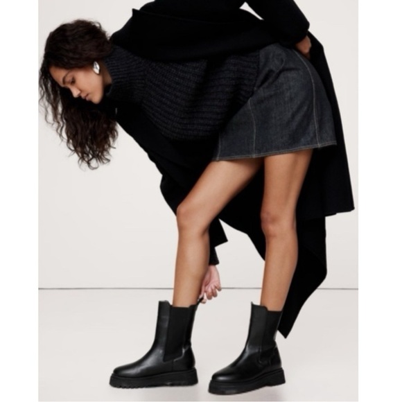 New • Banana Republic • Italian Leather Tall Chelsea Boots in Black - Picture 2 of 10